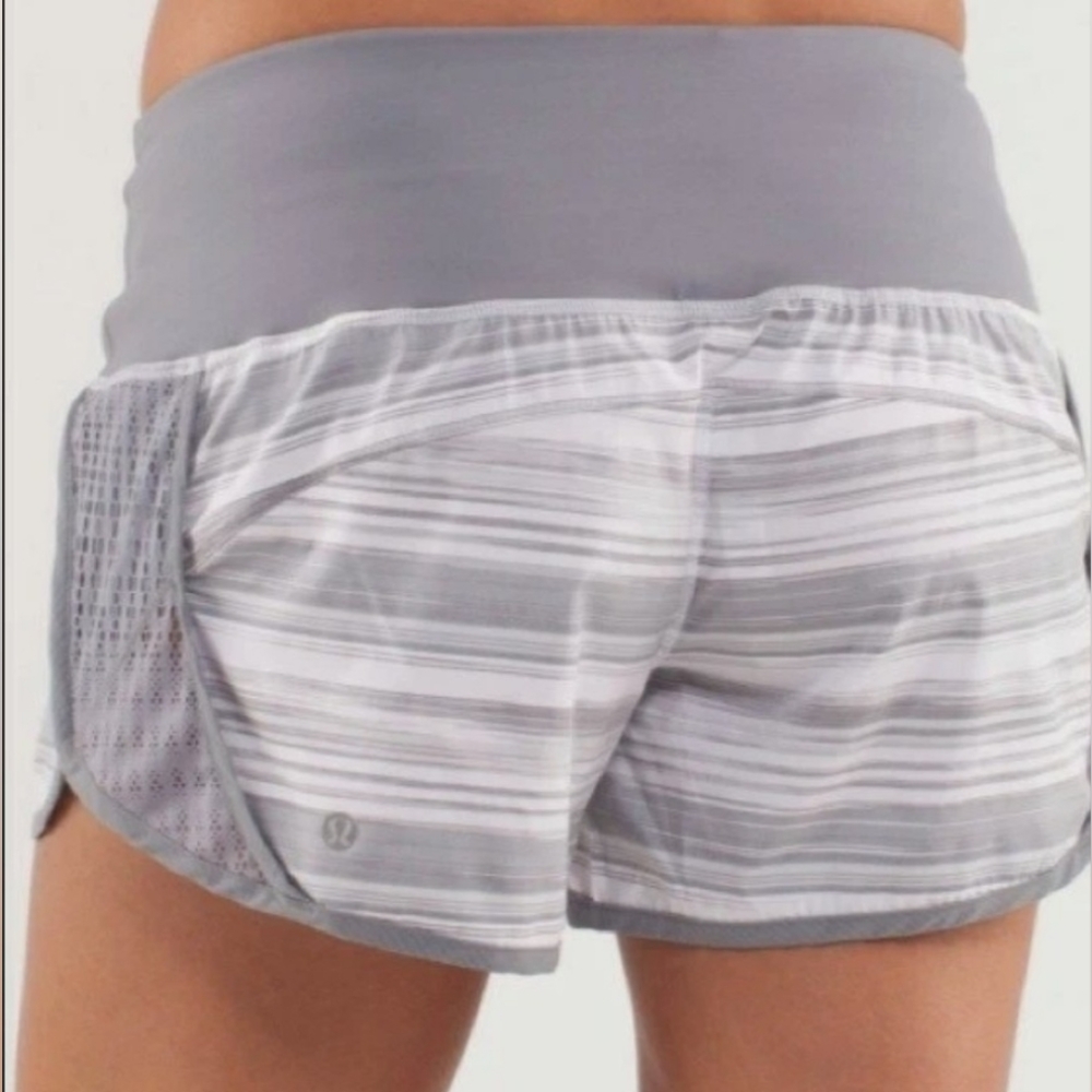 Lululemon Sun Sprinter Short Twisted Stripe Fossil Gray Size 12